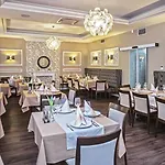Oda ve Kahvaltı Piccolo Panzio Vendeglo Vinoteca