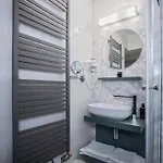 Oda ve Kahvaltı Piccolo Panzio Vendeglo Vinoteca 4*