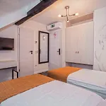 Piccolo Panzio Vendeglo Vinoteca 4*