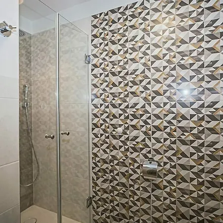 Piccolo Panzio Vendeglo Vinoteca Zalaegerszeg