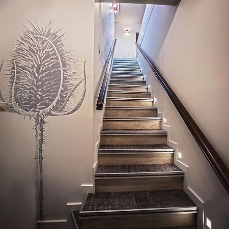 Piccolo Panzio Vendeglo Vinoteca