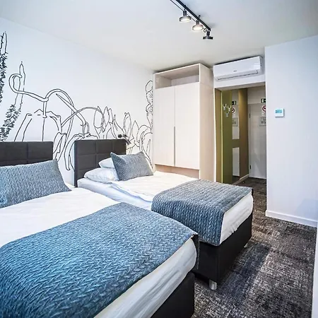 Piccolo Panzio Vendeglo Vinoteca Nocleg ze śniadaniem 4*