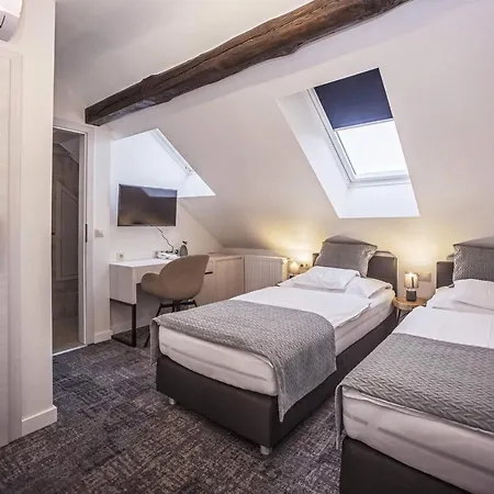 Piccolo Panzio Vendeglo Vinoteca 4* Zalaegerszeg