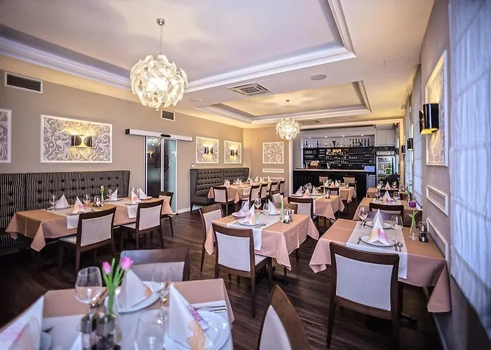 Piccolo Panzió Vendéglő Vinoteca Panzió Zalaegerszeg