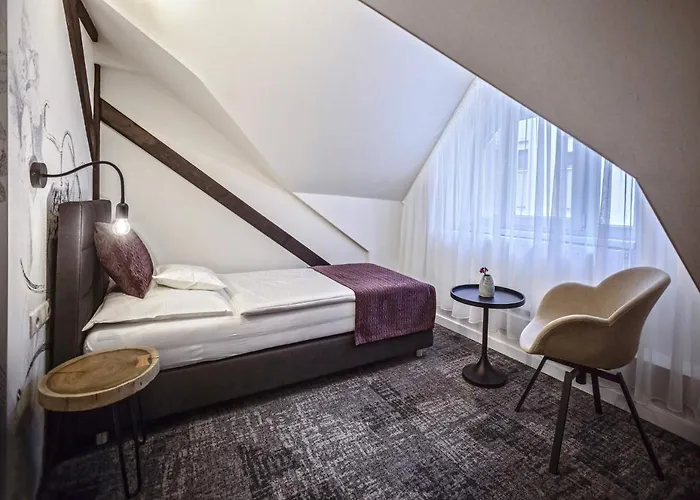 Piccolo Panzio Vendeglo Vinoteca 4* Залаэгерсег